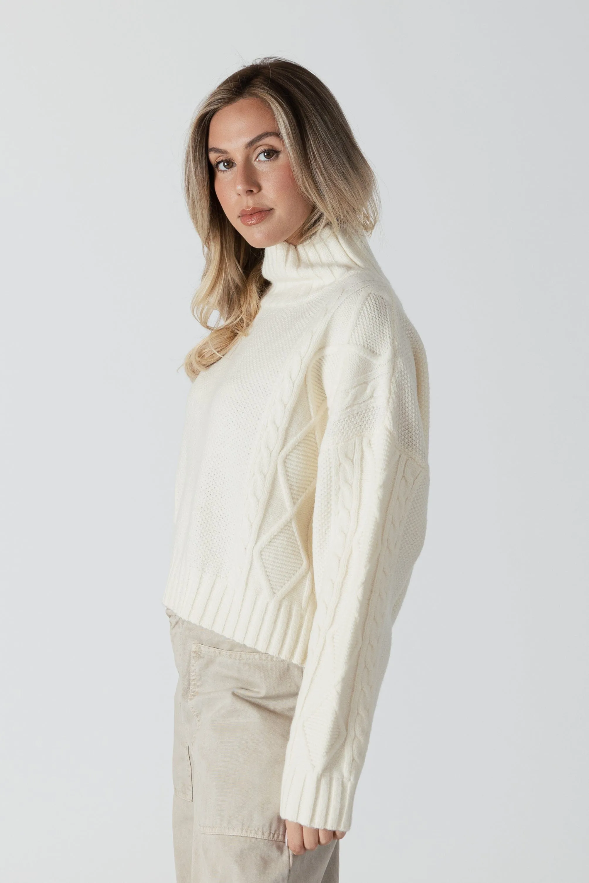 Mae Cable Detail Mockneck